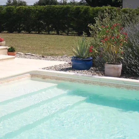 Bouye Gite Accommodation Monflanquin Exterior photo