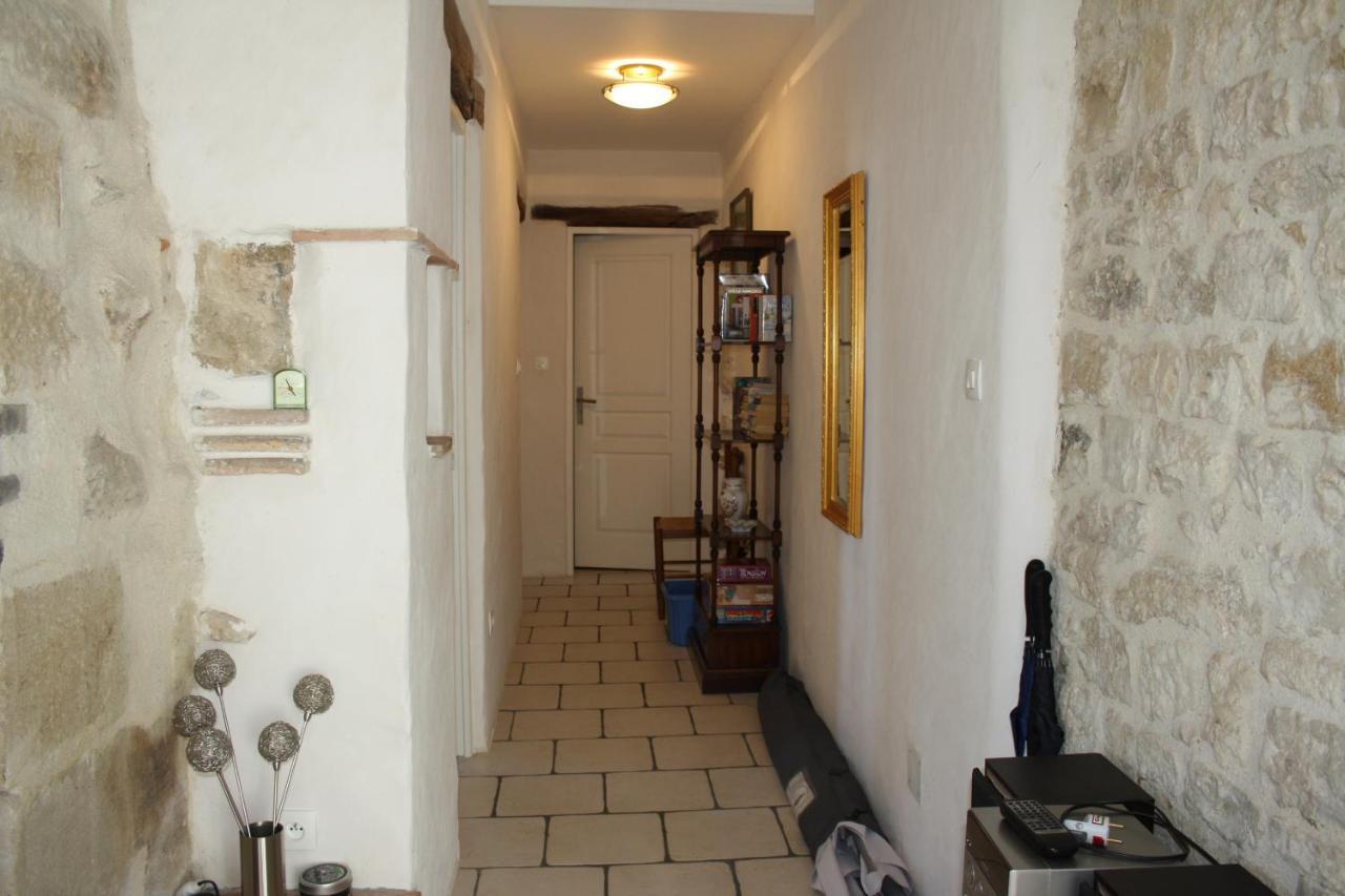 Apartment Bouye